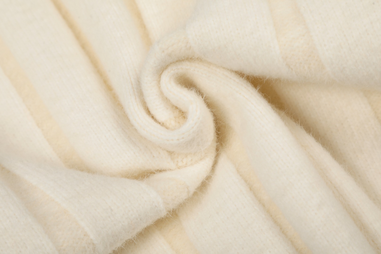 Ralph Lauren Crewneck Cable-Knit Sweater