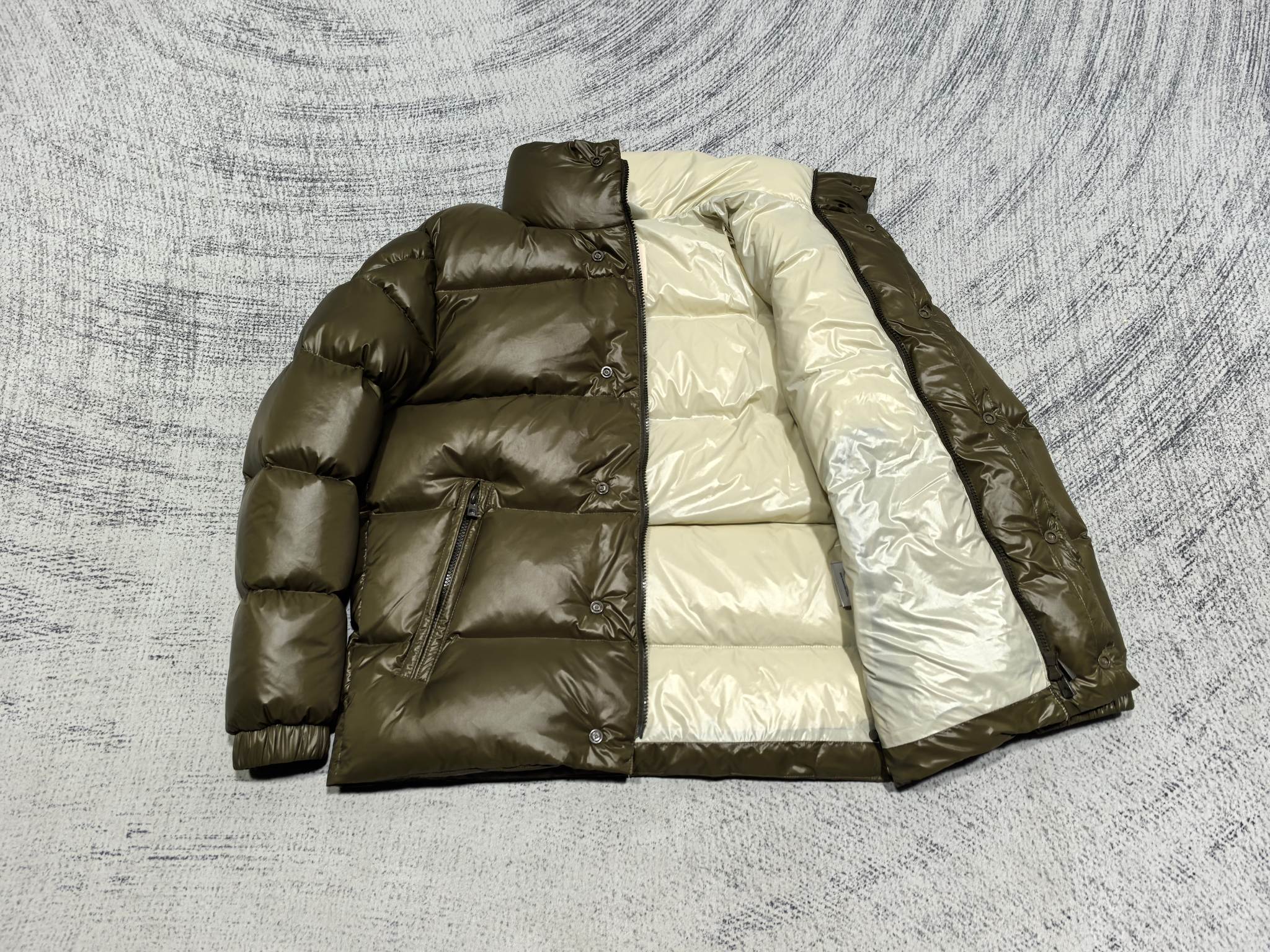 Moncler  Tripiti   Short Puffer Jacket