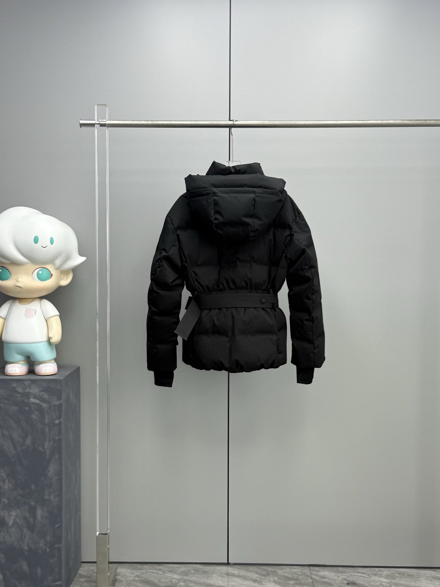 Moncler TOLIMA  Women's High-End Ski Down Jacket。