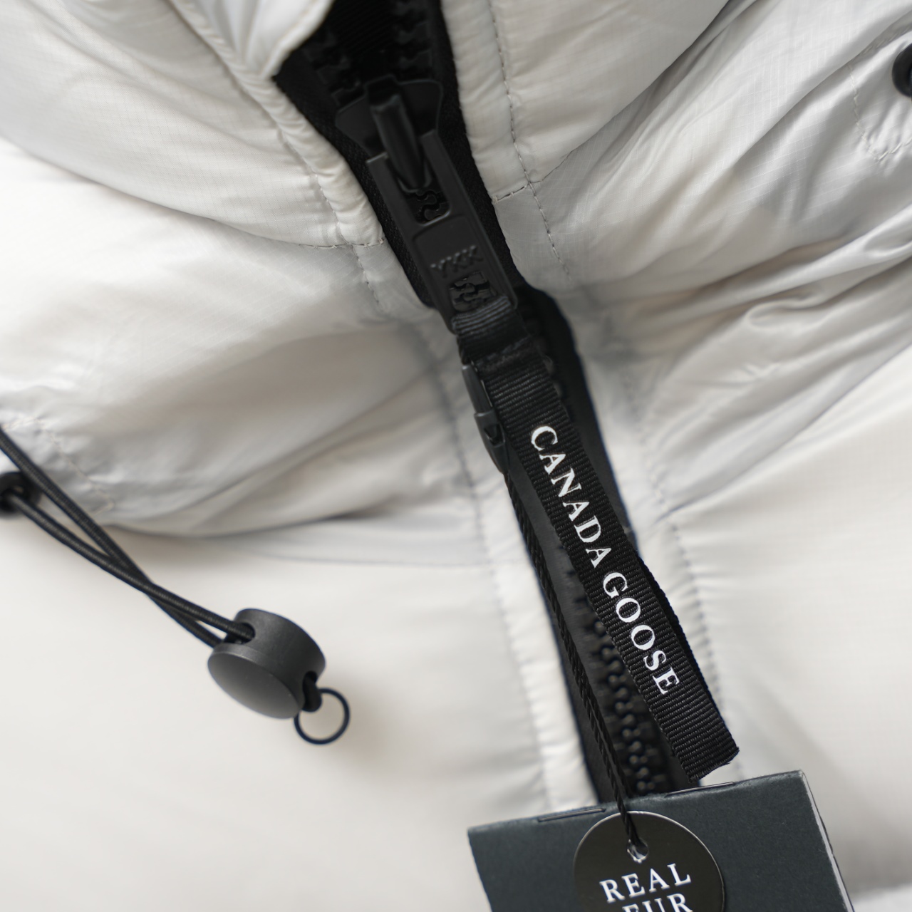 Canada Goose Puffer Hooded Down Jacket