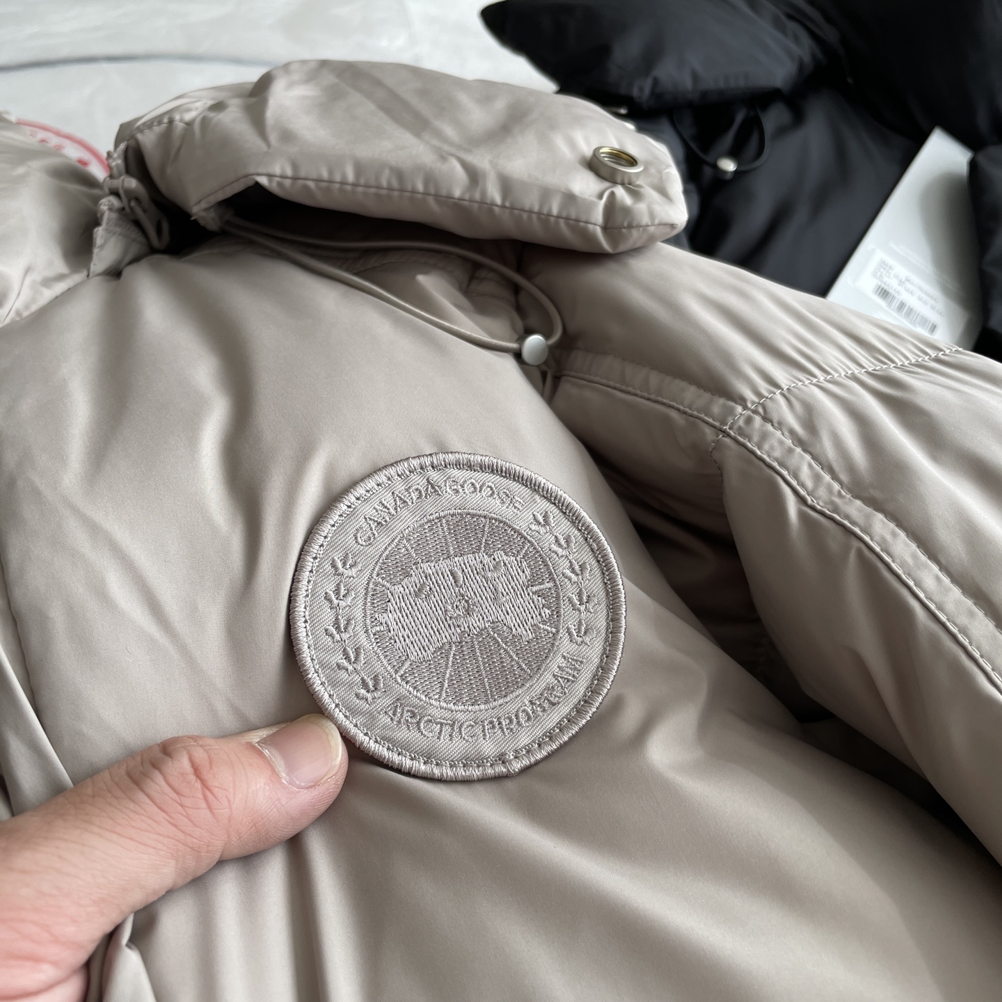 Canada Goose down jacket​ 或 Canada Goose parka​