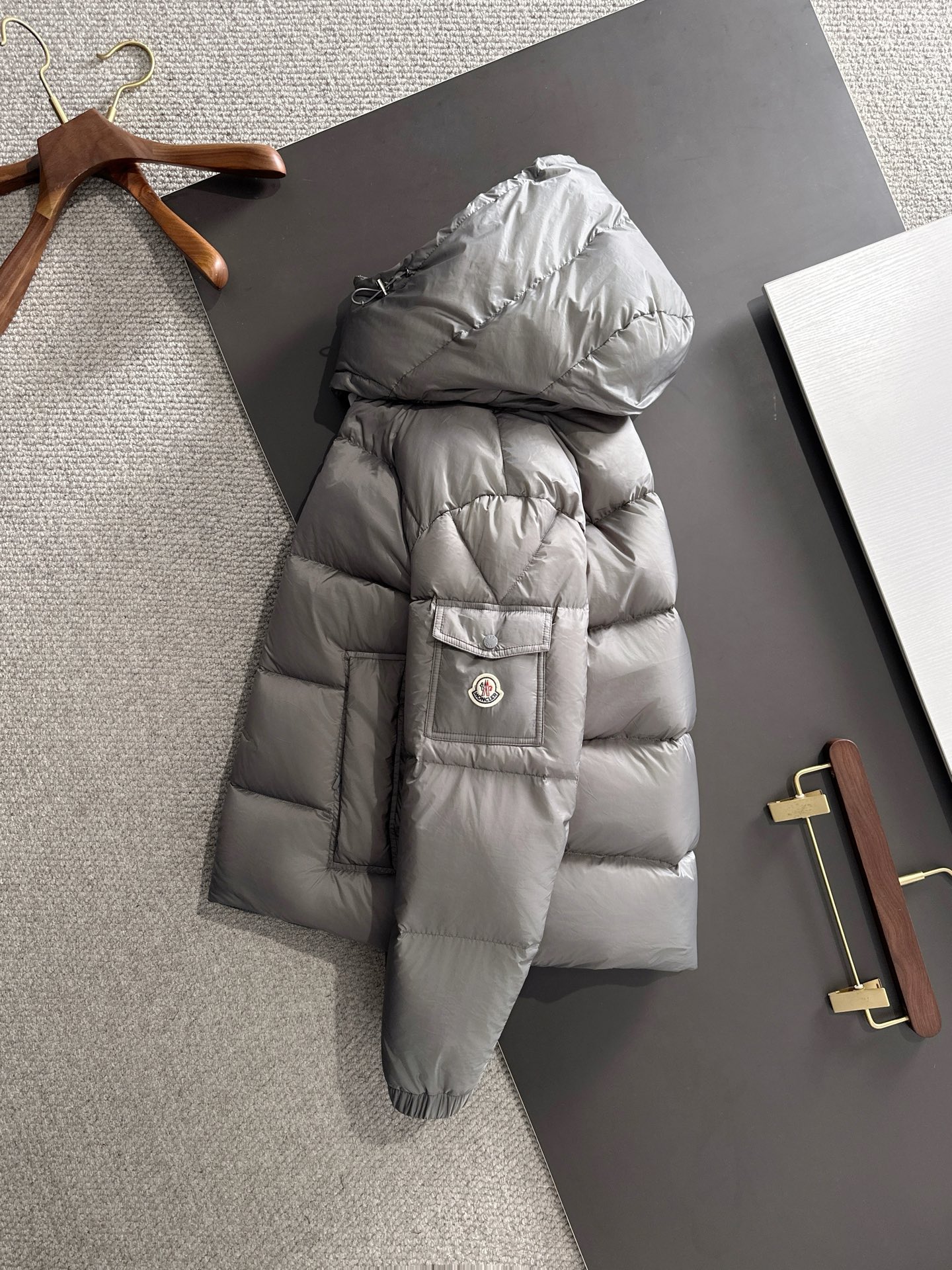 Moncler Maya short down jacket with large pockets