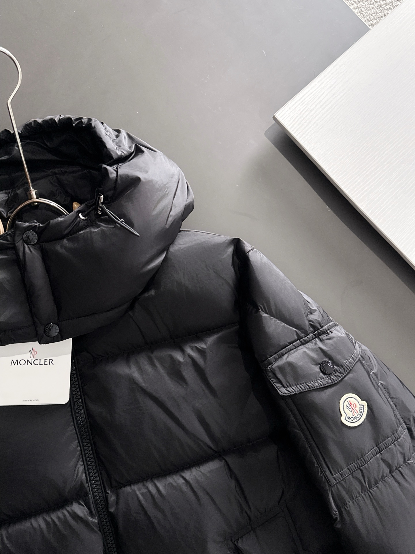 Moncler Maya short down jacket with large pockets