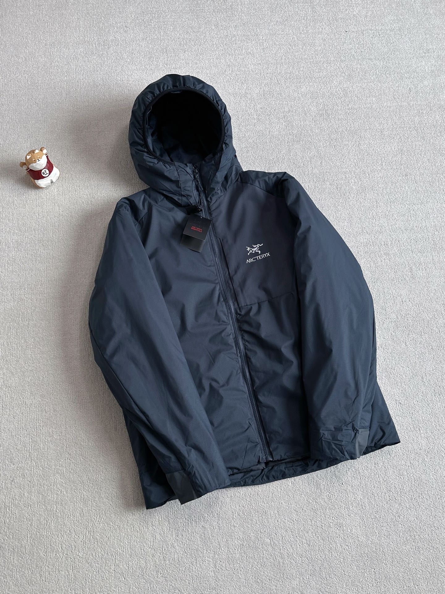 KAILAS slim-fit padded jacket​