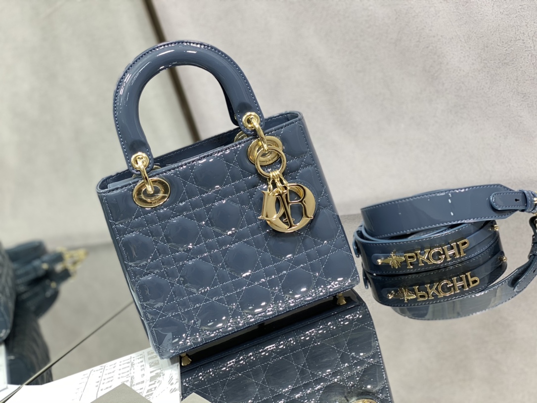 Dior Lady Dior Four-Grame