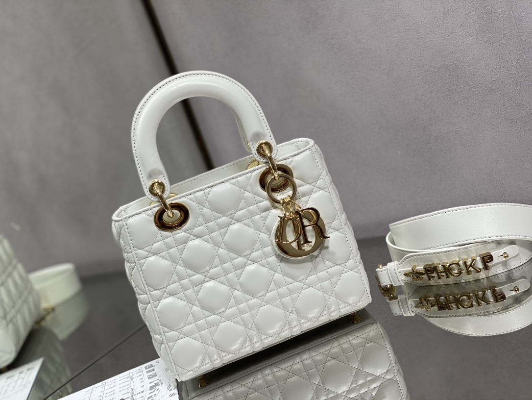 Dior Lady Dior Four-Grame