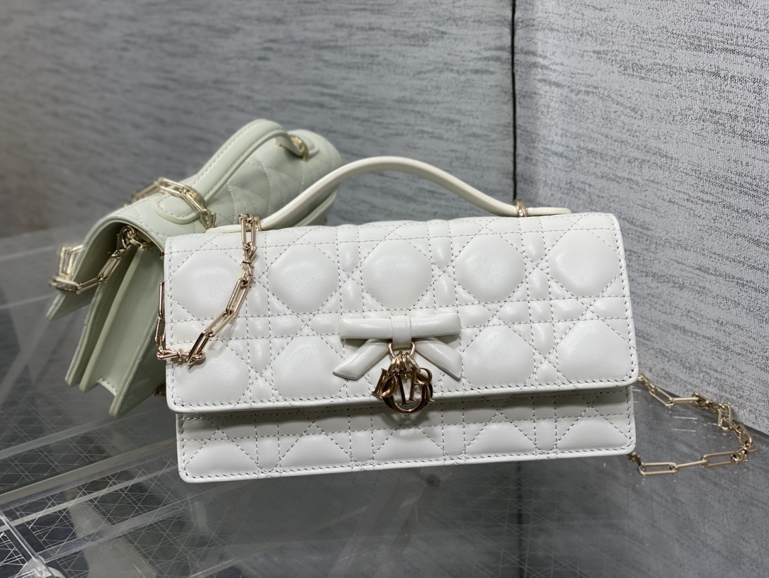 ​ Dior Lady Bowknot Pearl Chain Bag