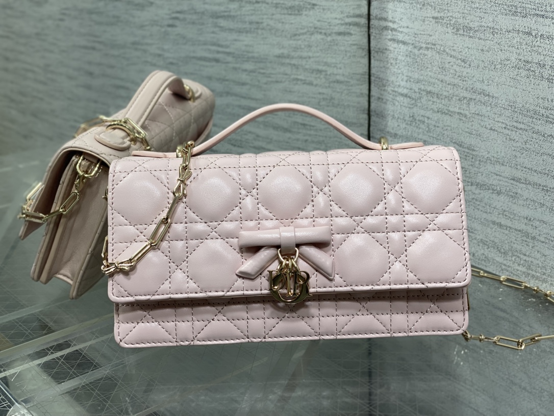 ​ Dior Lady Bowknot Pearl Chain Bag