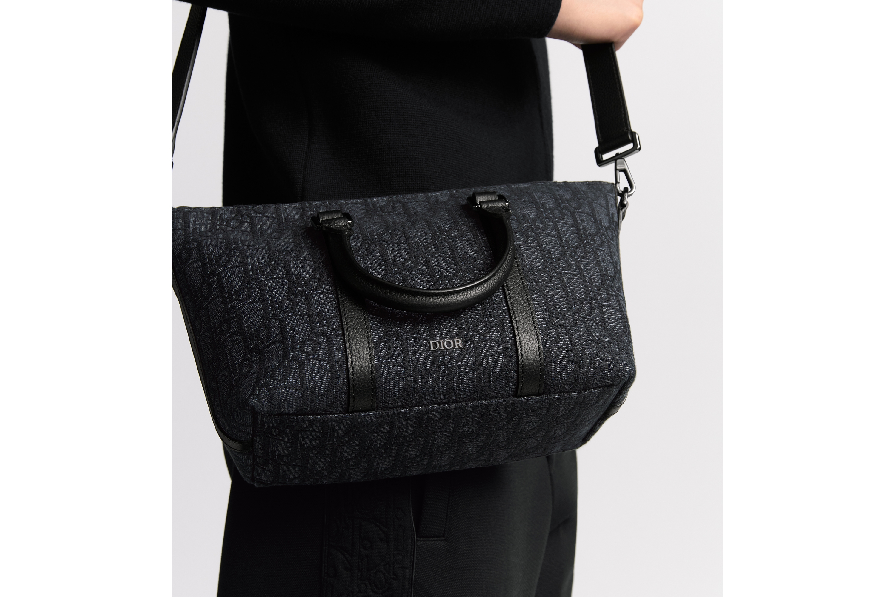 Replica Weekender 25