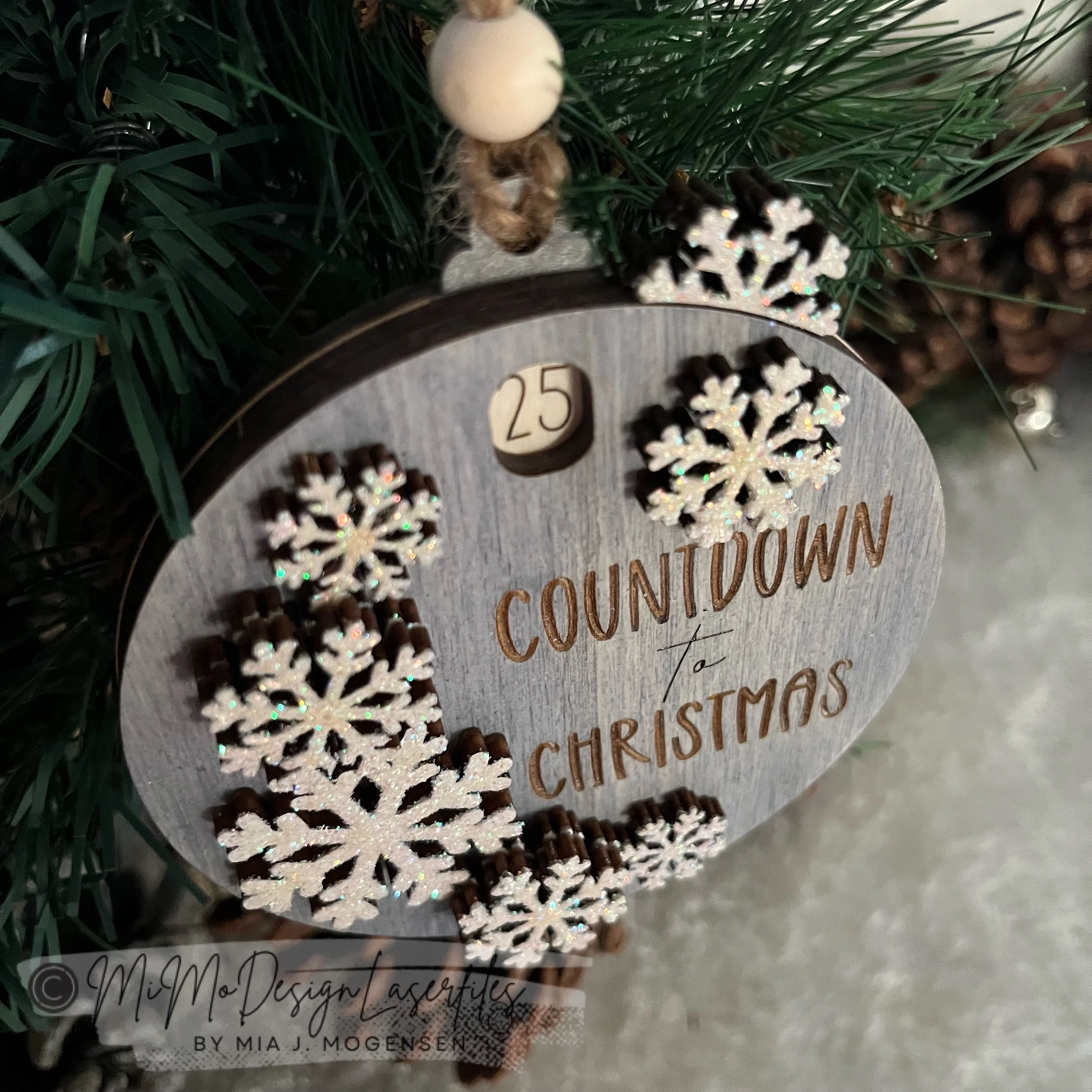 Countdown to Christmas Sliding Ornament