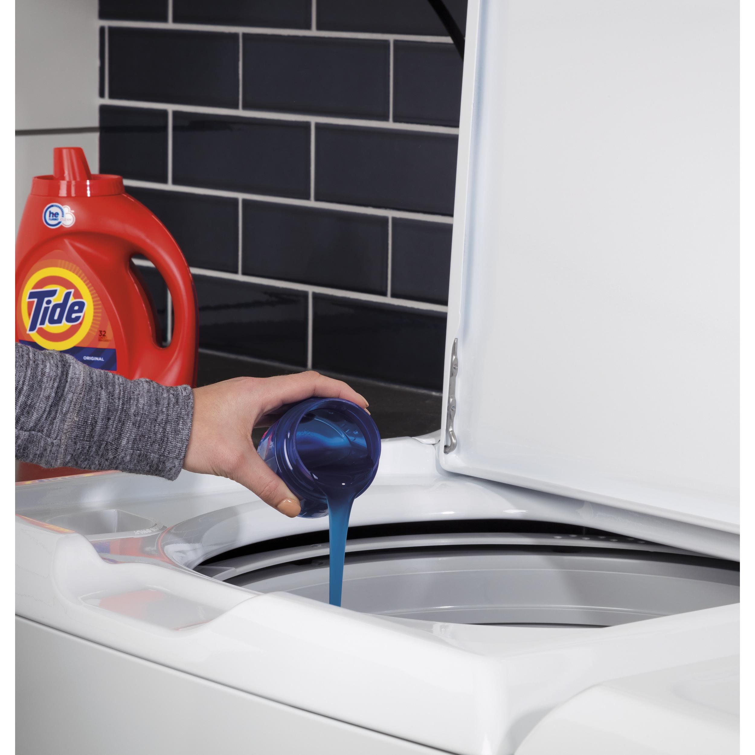 GE 4.6 cu.ft. Top Loading Washer with Stainless Steel Tub GTW500ASNWS