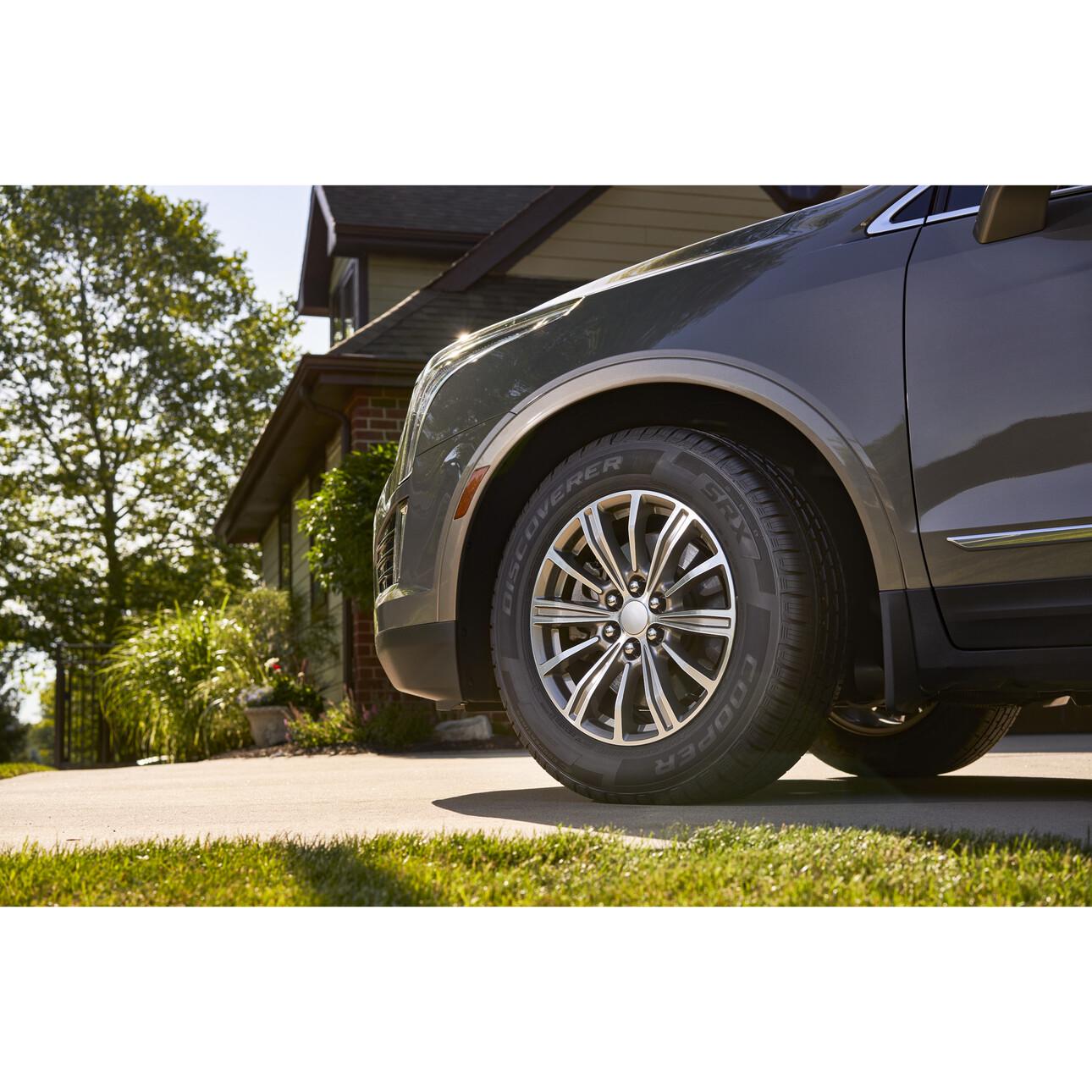 Cooper Discoverer SRX All-Season 235/70R16 106T Tire