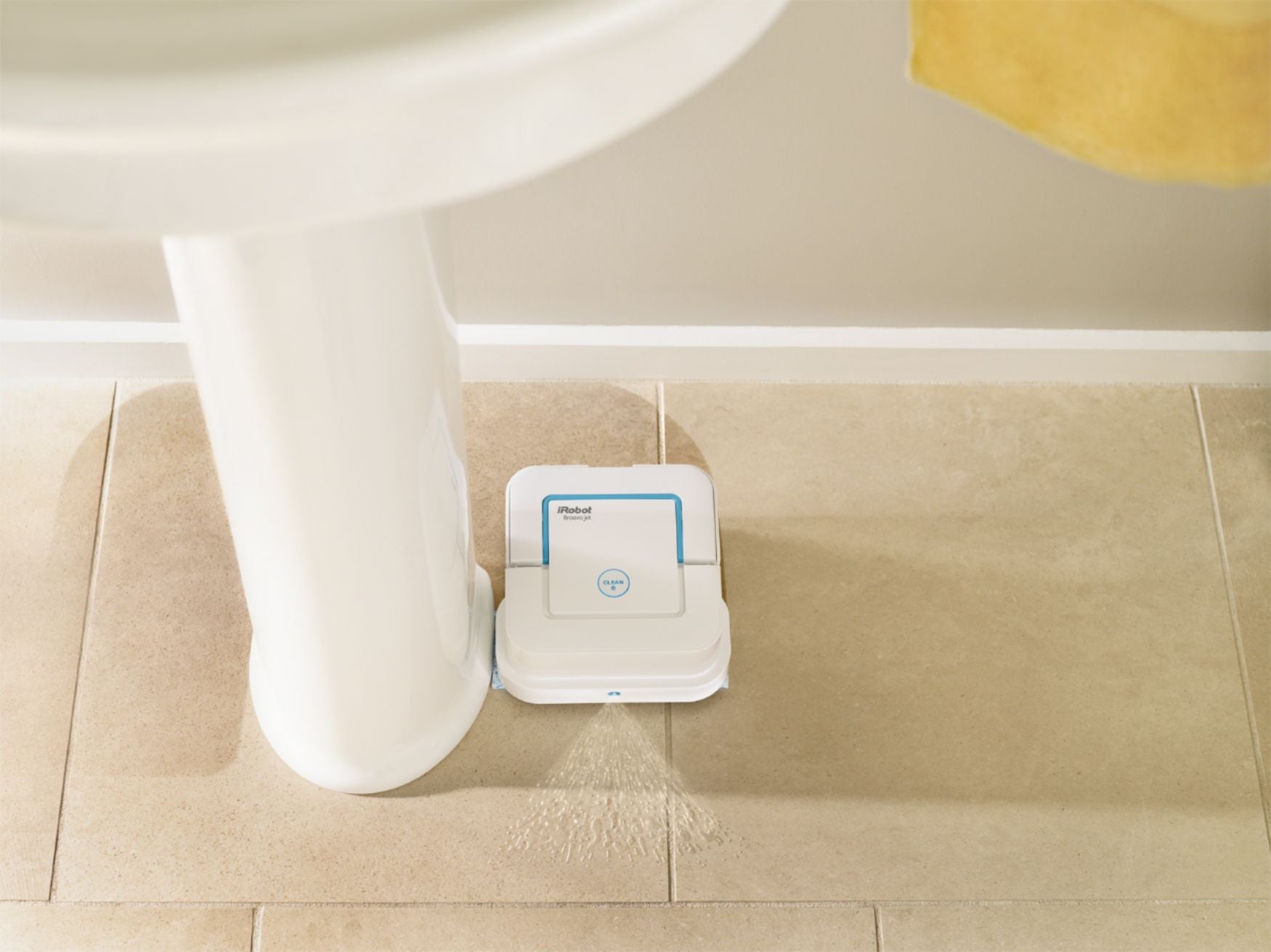 iRobot - Braava jet 240 Robot Mop - White