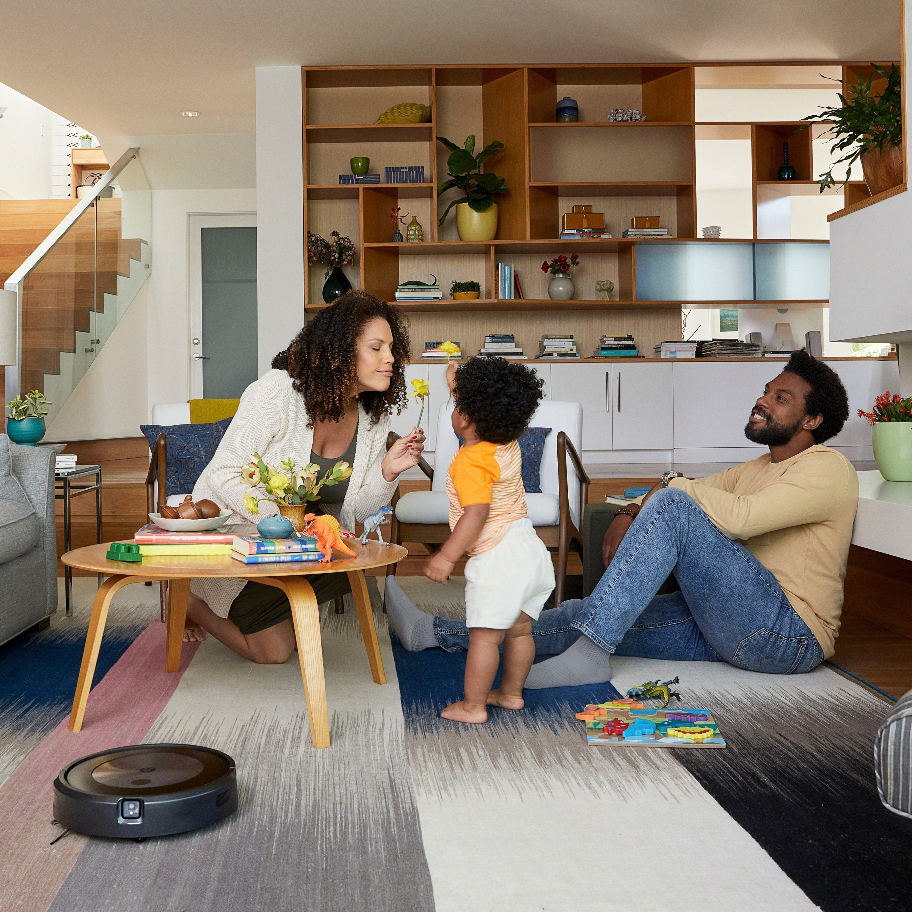 iRobot Roomba j7 (7150) Wi-Fi Connected Robot Vacuum - Graphite