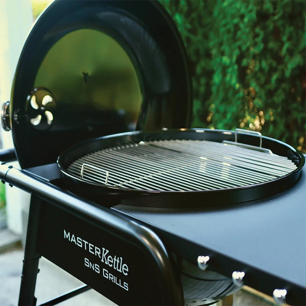 Slow 'N Sear® MasterKettle Charcoal Grill + Smoker - 22