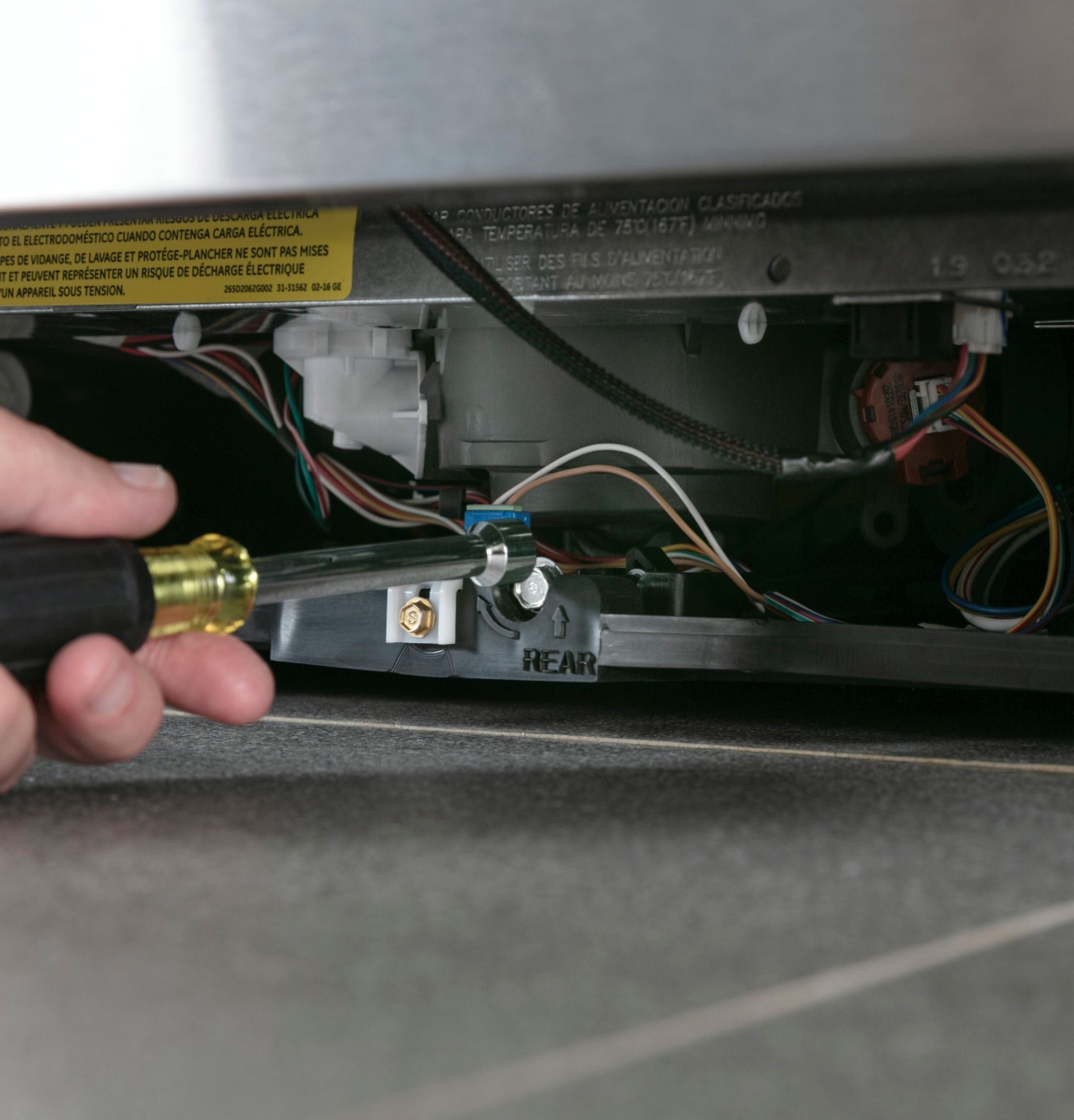 GE Profile - Top Control Built-In Dishwasher with Stainless Steel Tub, 3rd Rack, 39dBA - Black stainless steel