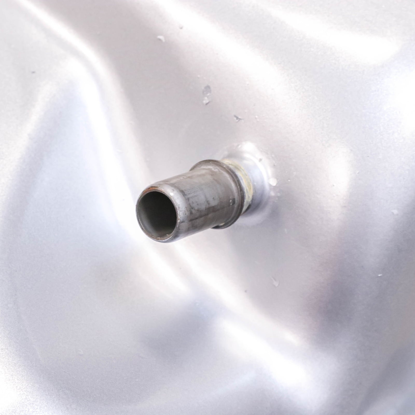 16.5 Gallon Fuel Gas Tank for 2008 Ford Escape Mazda Tribute Mercury Mariner FTA64296