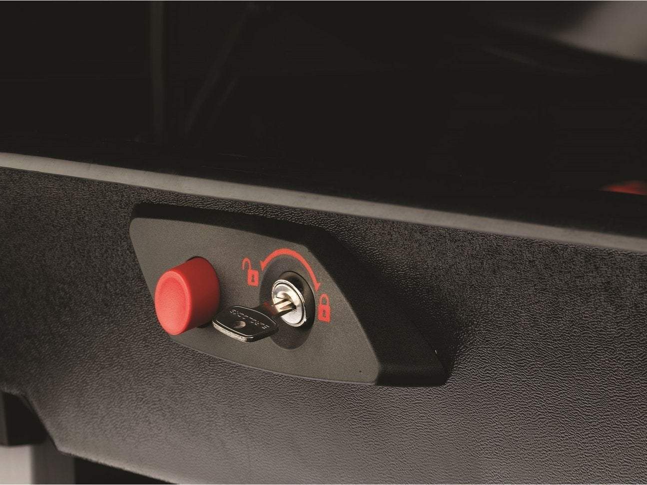 YAKIMA RocketBox Pro 14 Cubic Foot Compact Cargo Box - 8007192