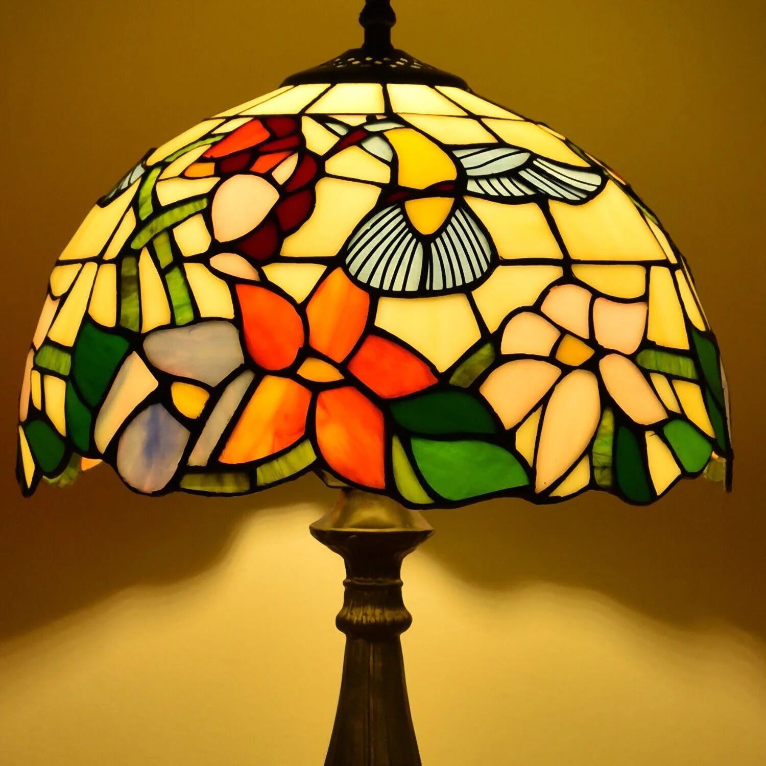 Tiffany Style Table Lamp Stained Glass Lamp Hummingbird Style Bedside Table Lamp Desk Reading Light 18