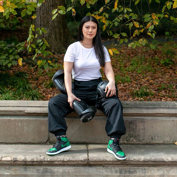 Hover-1 Blast Hoverboard， Black， 160 Lbs.， Max Weight， 7 Mph Max Speed， LED Lights