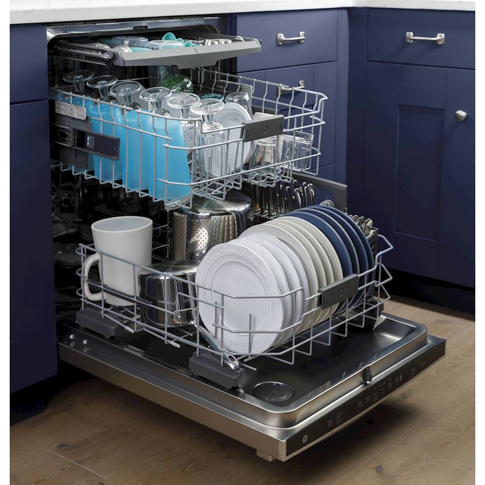GE - Top Control Built-In Dishwasher with Stainless Steel Tub, 3rd Rack, 46dba - Stainless steel