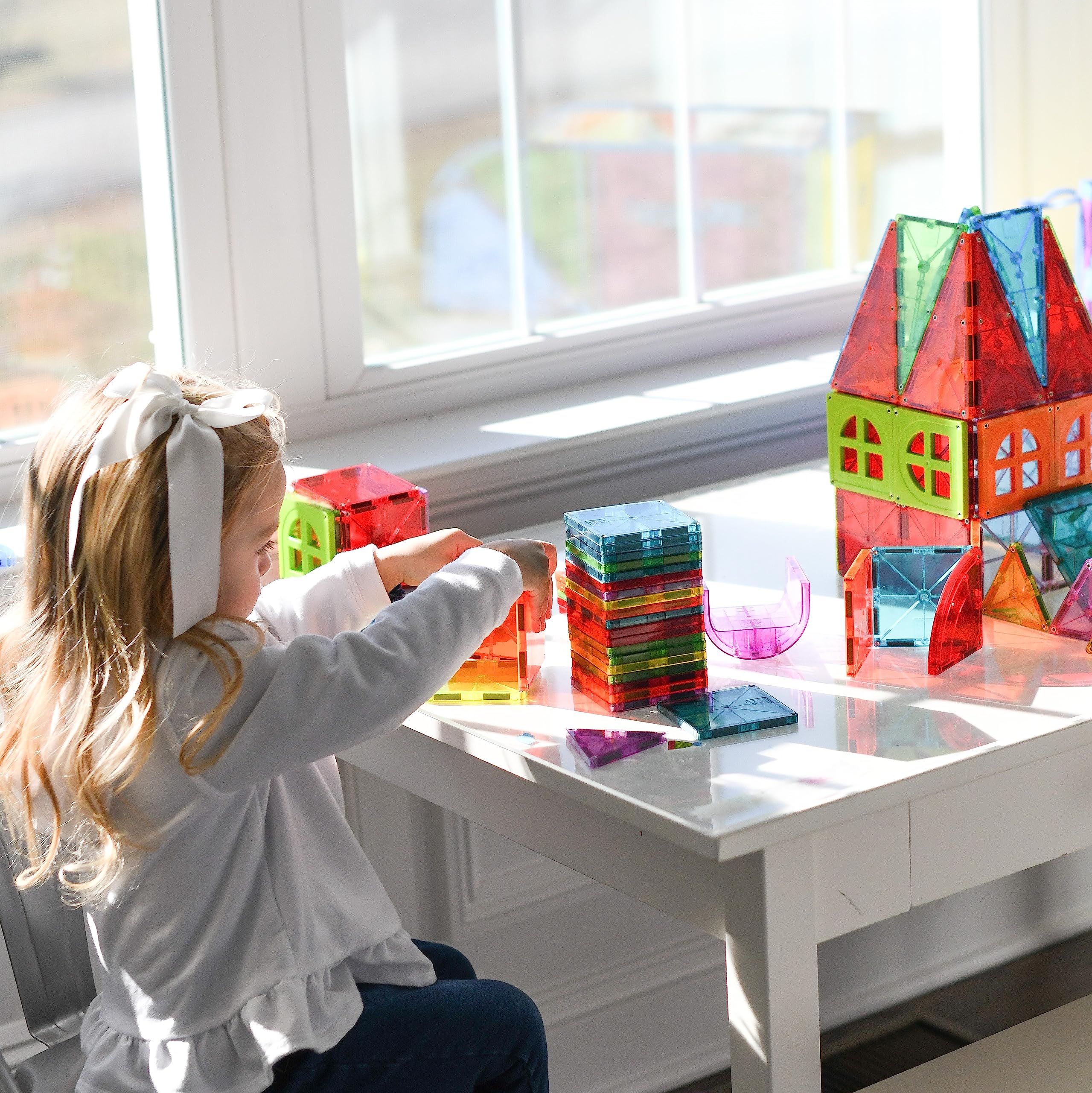 MAGNA TILES Metropolis 110 Piece Magnetic Construction