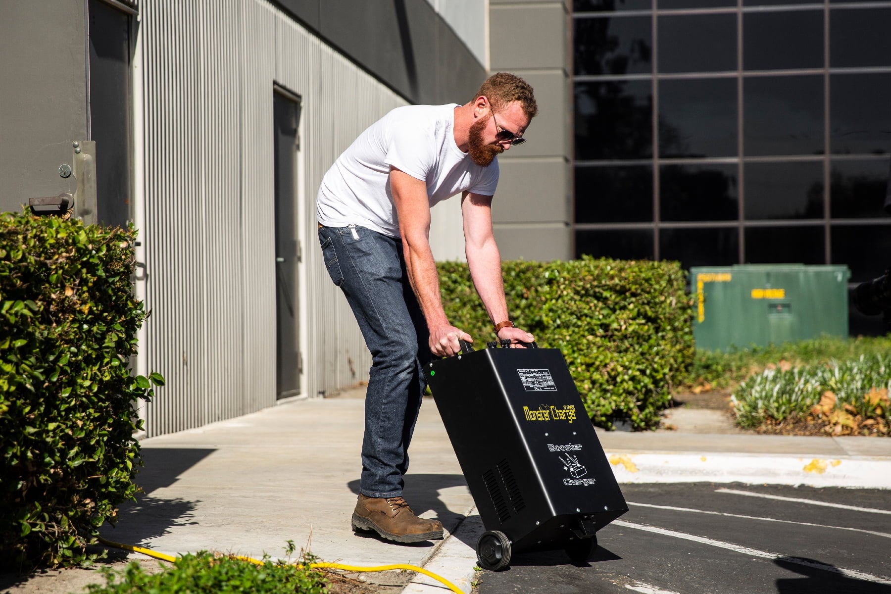 Battery Charger Station 24/12 Volt Battery Charger Station adjustable, Wheel unit, Display Screen