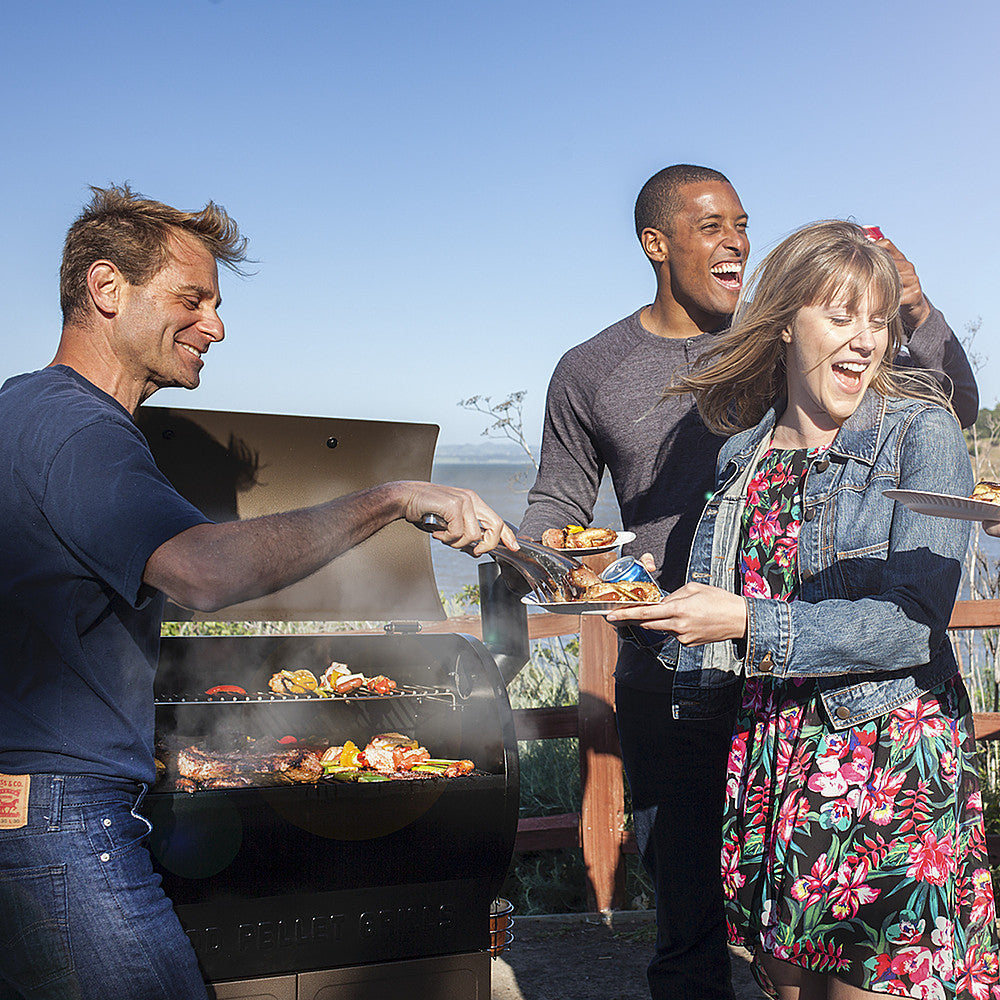 Z Grills - Wood Pellet Grill and Smoker 694 sq. in. ZPG-7002B - Black