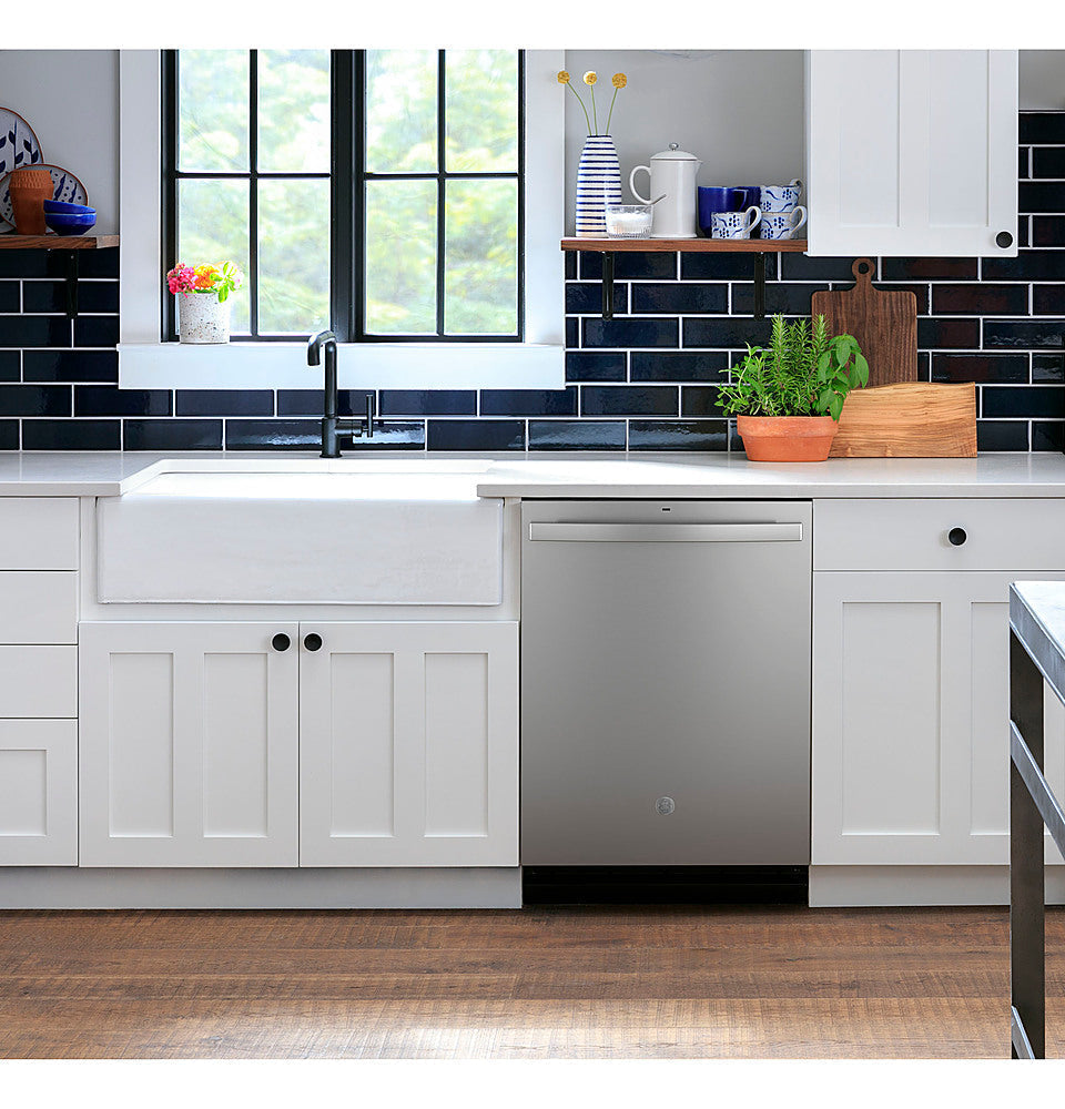 GE - Top Control Built In Dishwasher with Sanitize Cycle and Dry Boost, 52 dBA - Stainless steel