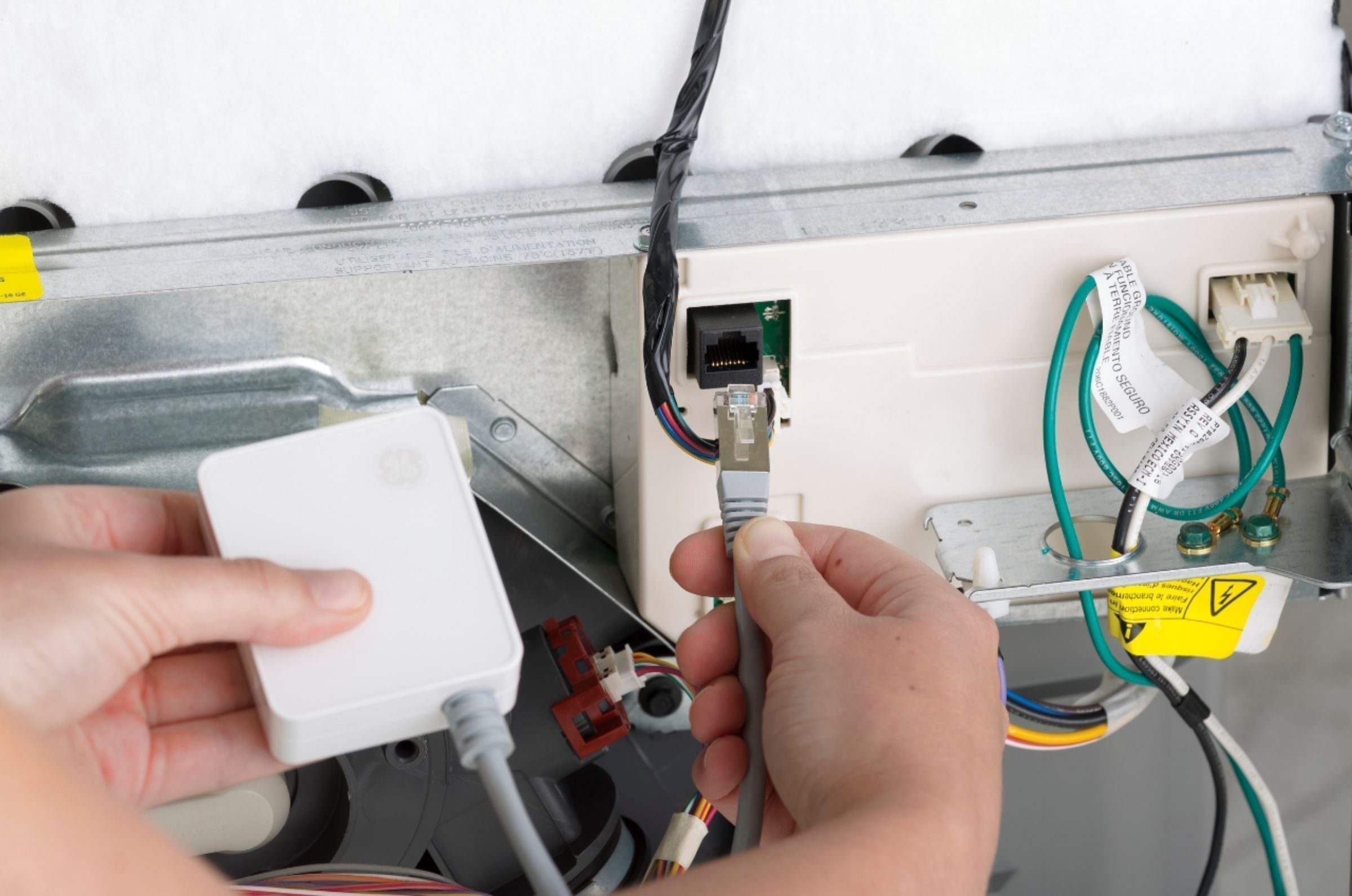 GE - Front Control Built-In Dishwasher with 3rd Rack, 50 dBA - Stainless steel