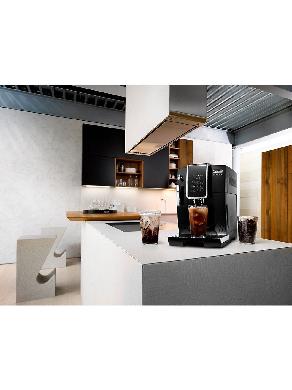 De'Longhi - Dinamica Espresso Machine with 15 bars of pressure and Milk Frother - Black/Stainless