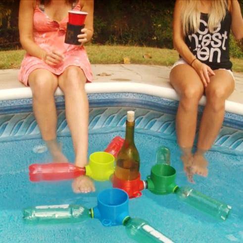 Thirst Mateâ¢ Unsinkable Drink Float