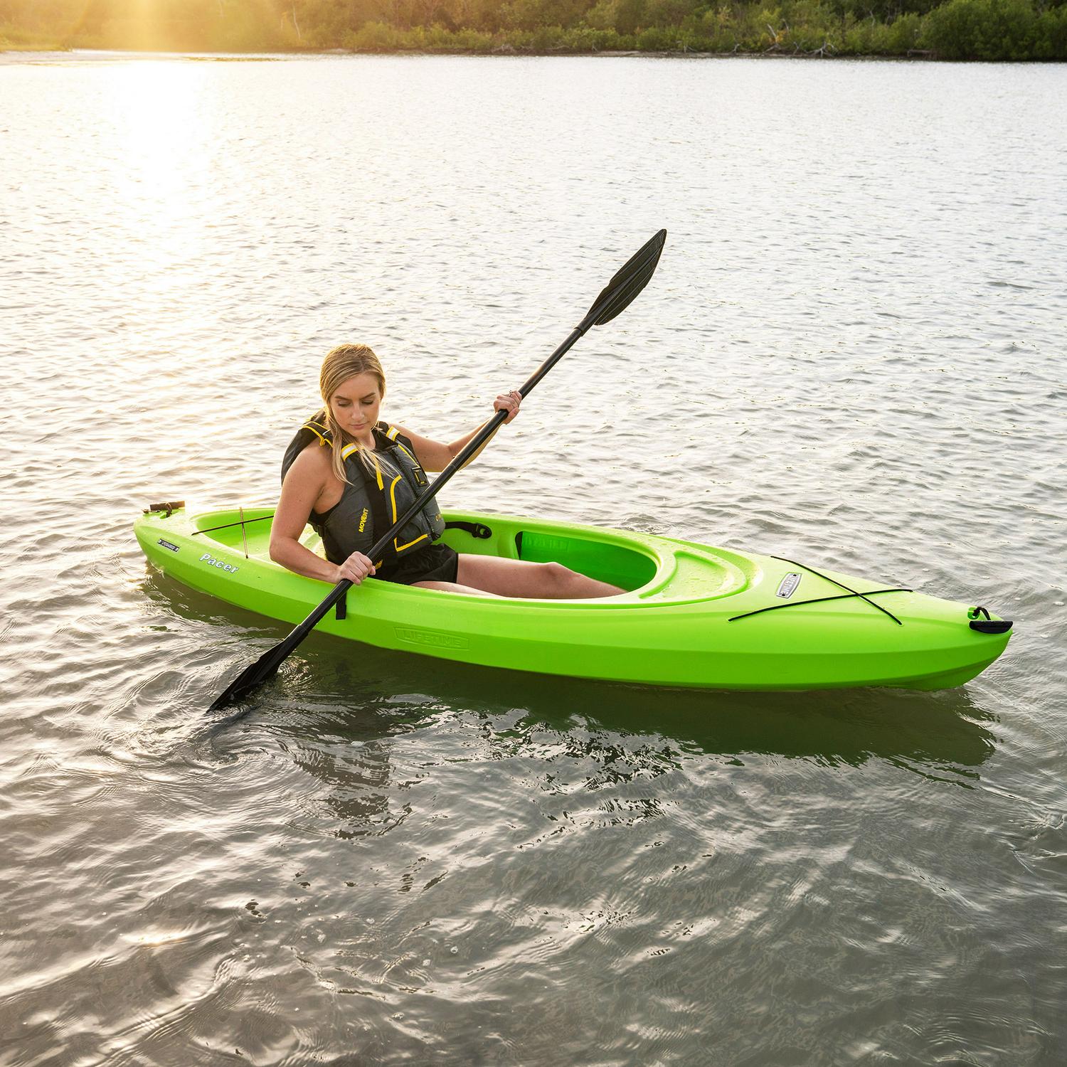 Lifetime Pacer 8 ft Sit-In Kayak (Paddle Included)， Green