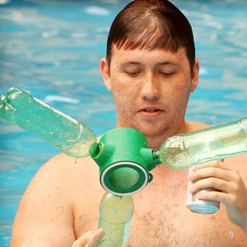 Thirst Mateâ¢ Unsinkable Drink Float