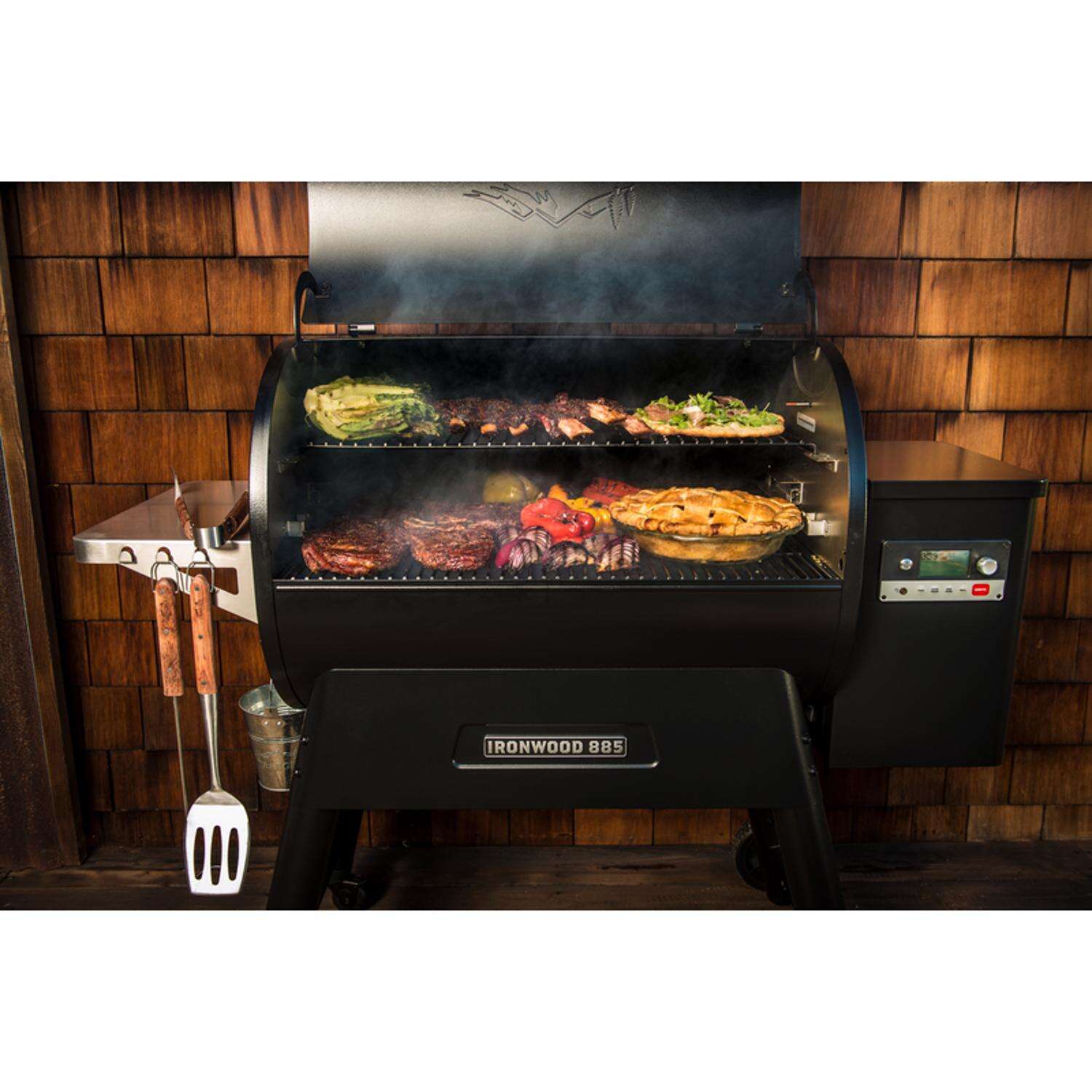 Traeger Ironwood 885 Wood Pellet WiFi Grill and Smoker Black