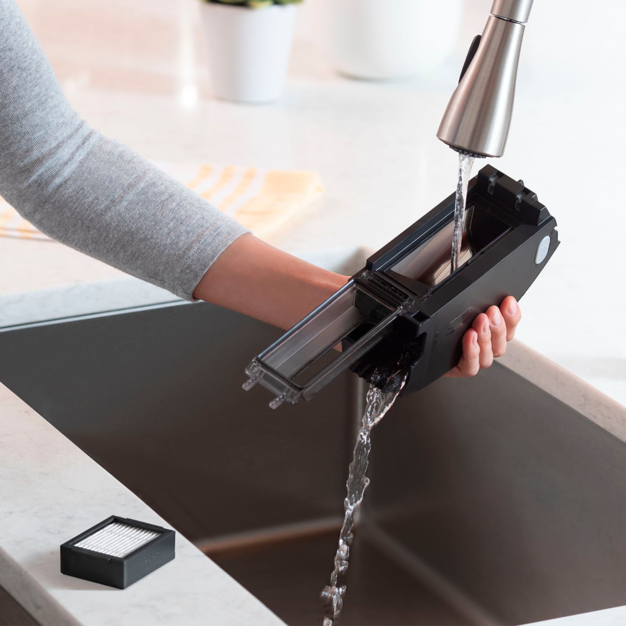 iRobot Roomba i7+ (7550) Wi-Fi Connected Self-Emptying Robot Vacuum - Charcoal