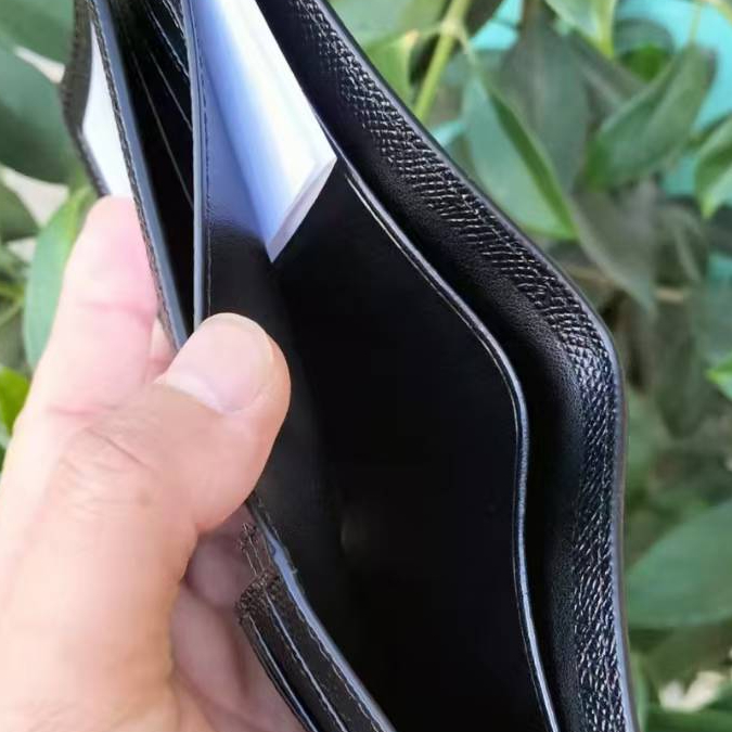 Men handbag 59112 Compact ID Leather Wallet
