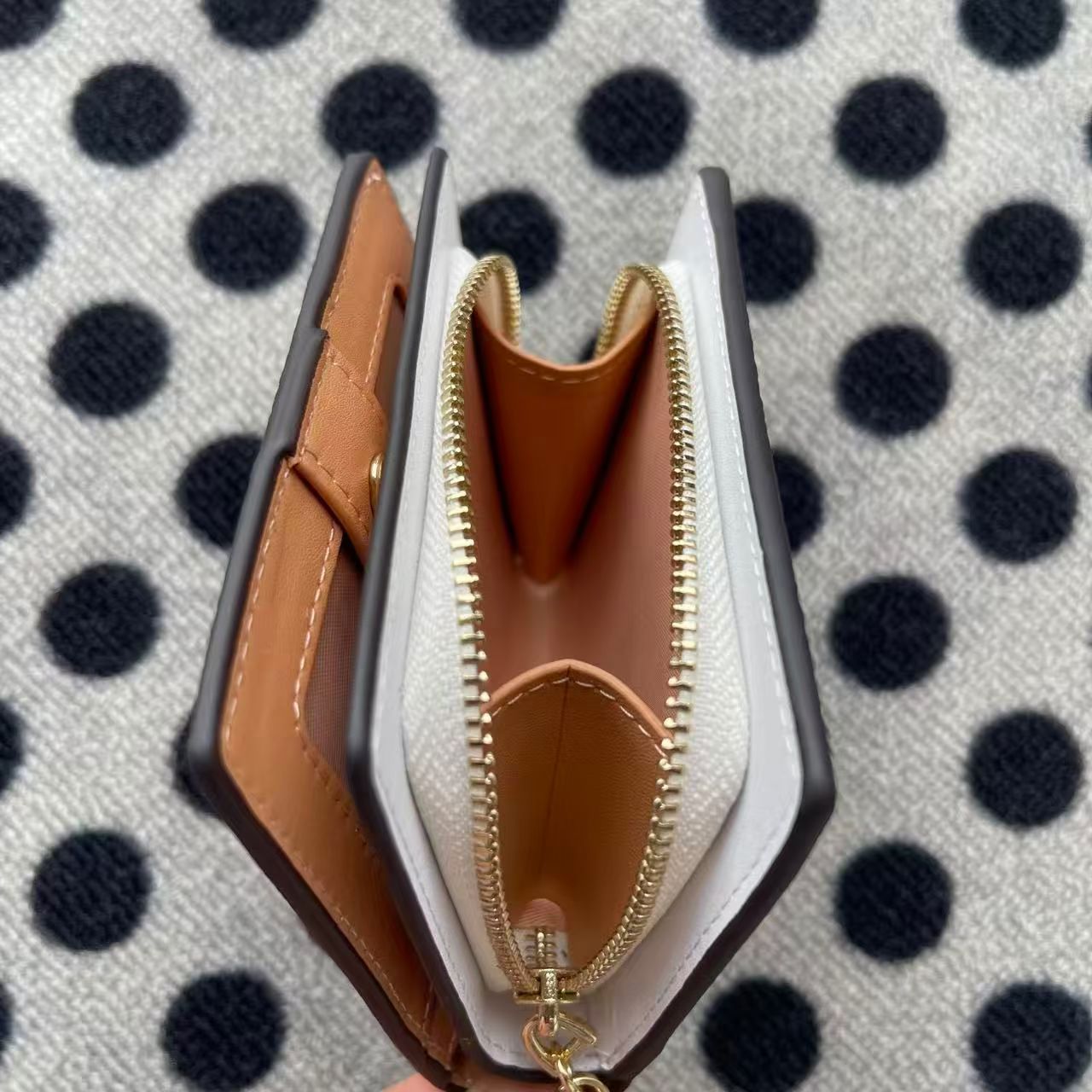 Women Handbag CW789 Snap Wallet In Signature Canvas