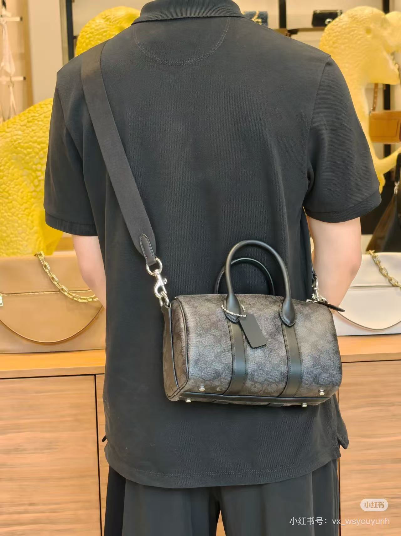 CCF49 CCB83 Compass 25 Signaure Canvas Men Boston Crossbody Sling shoulder bag