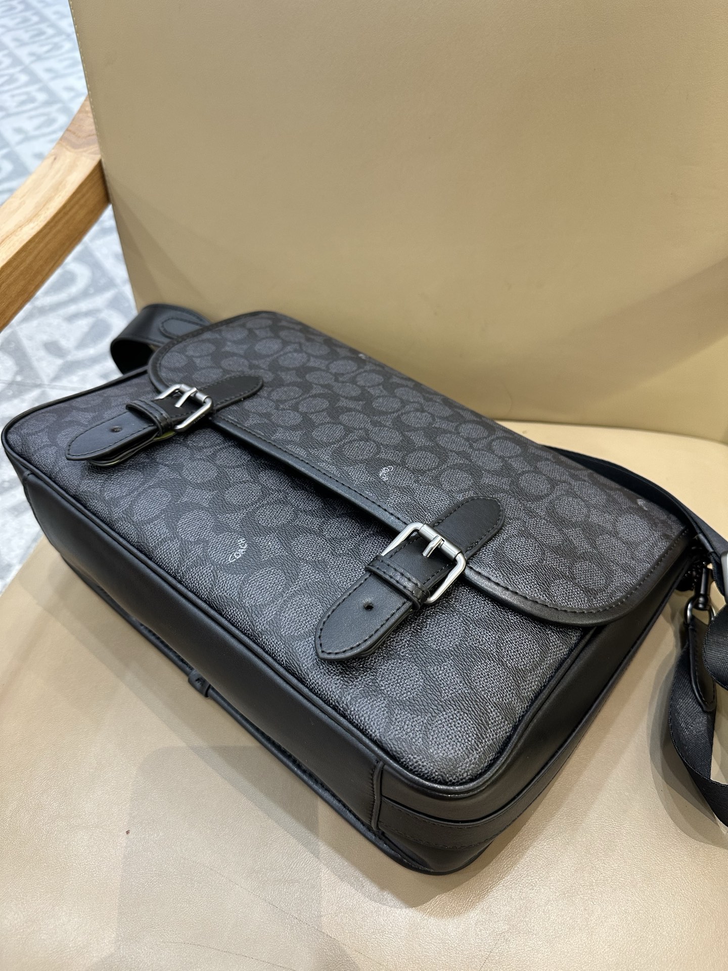 CAH91 CAH92 HITCH Men's Shoulder Messenger Bag