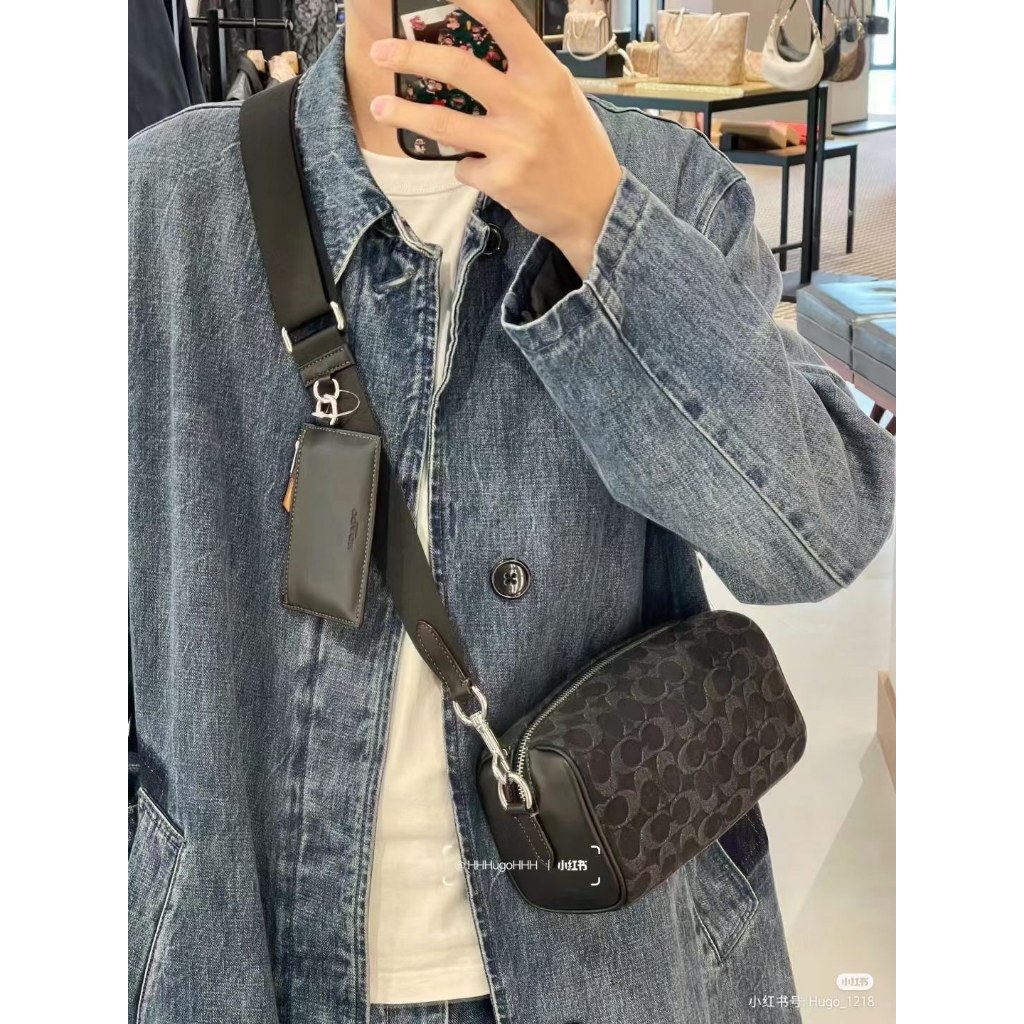 CJ674 CJ818 CJ675 CL425 Axel Crossbody Signature Canvas Women Men Sling Hycrid Bag
