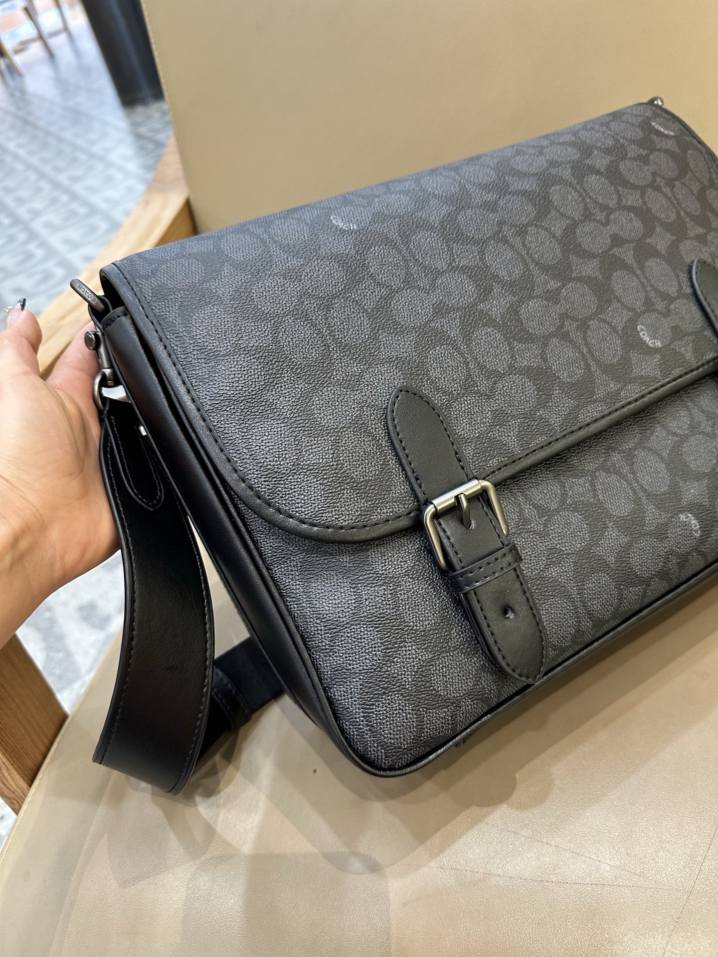 CAH91 CAH92 HITCH Men's Shoulder Messenger Bag