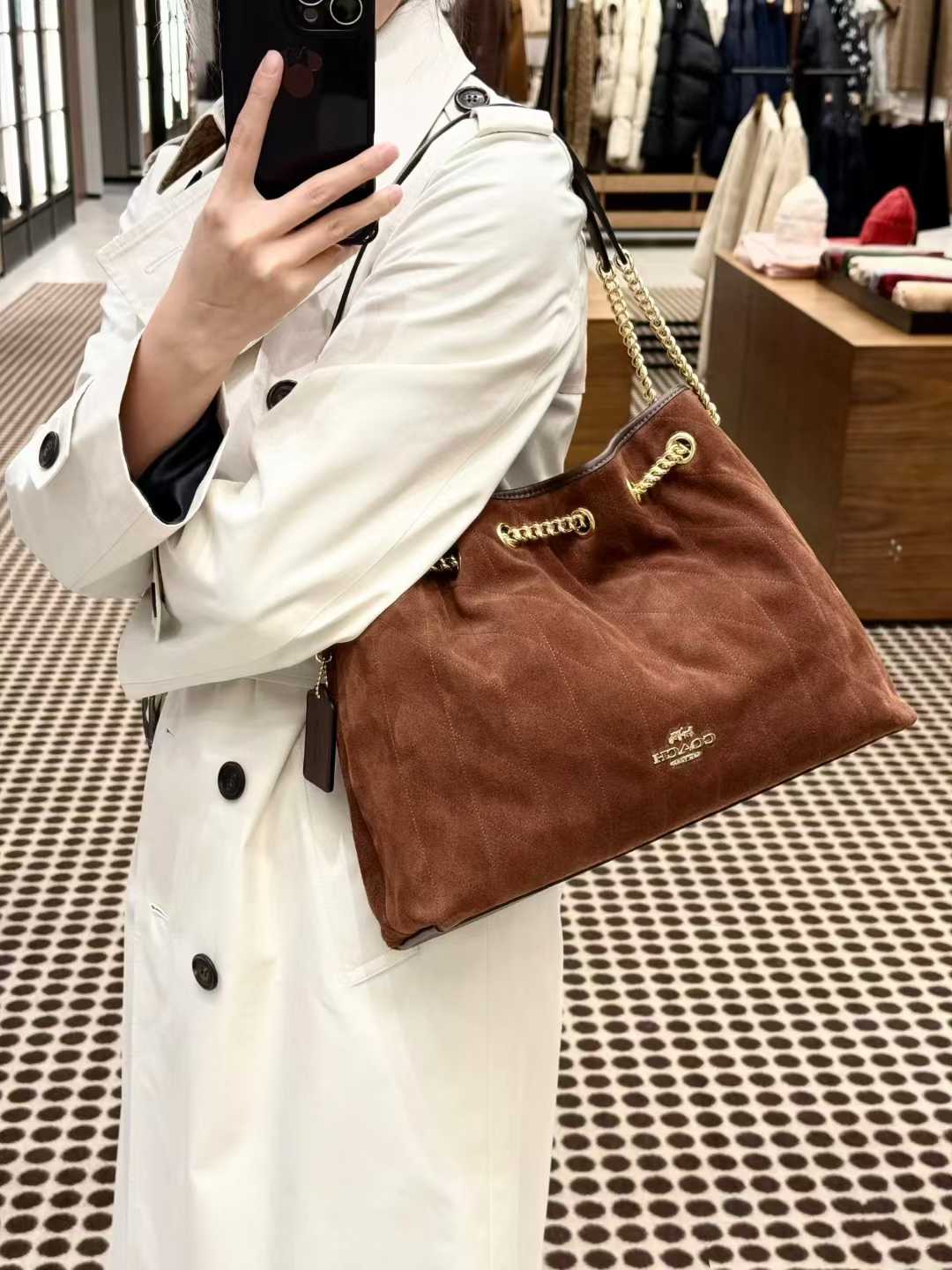 CCZ79 CCZ80 CDR00 EVELYN Drawstring Hobo Bag Chain Tote Bag