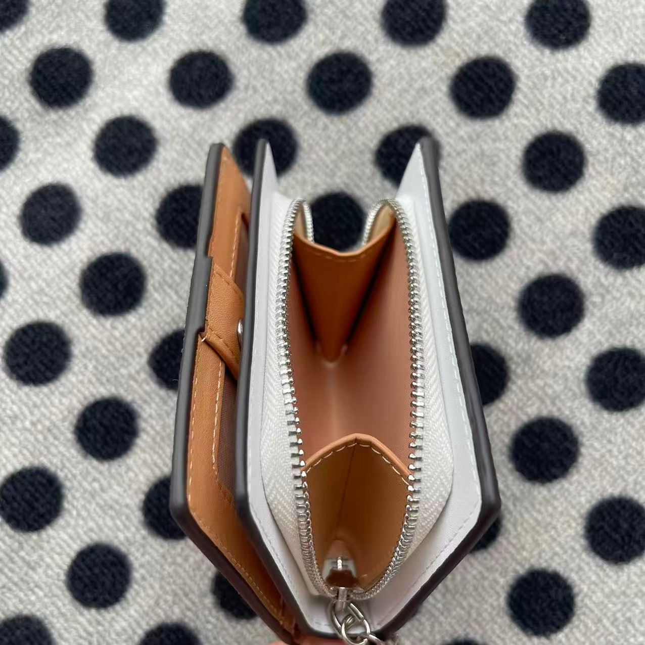 Women Handbag CW789 Snap Wallet In Signature Canvas