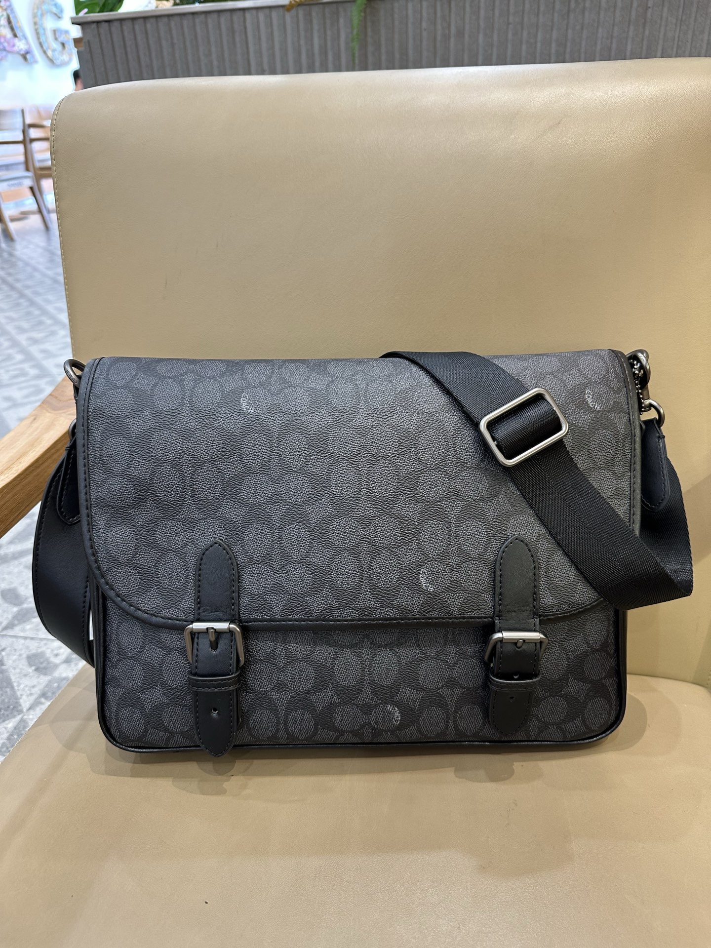 CAH91 CAH92 HITCH Men's Shoulder Messenger Bag