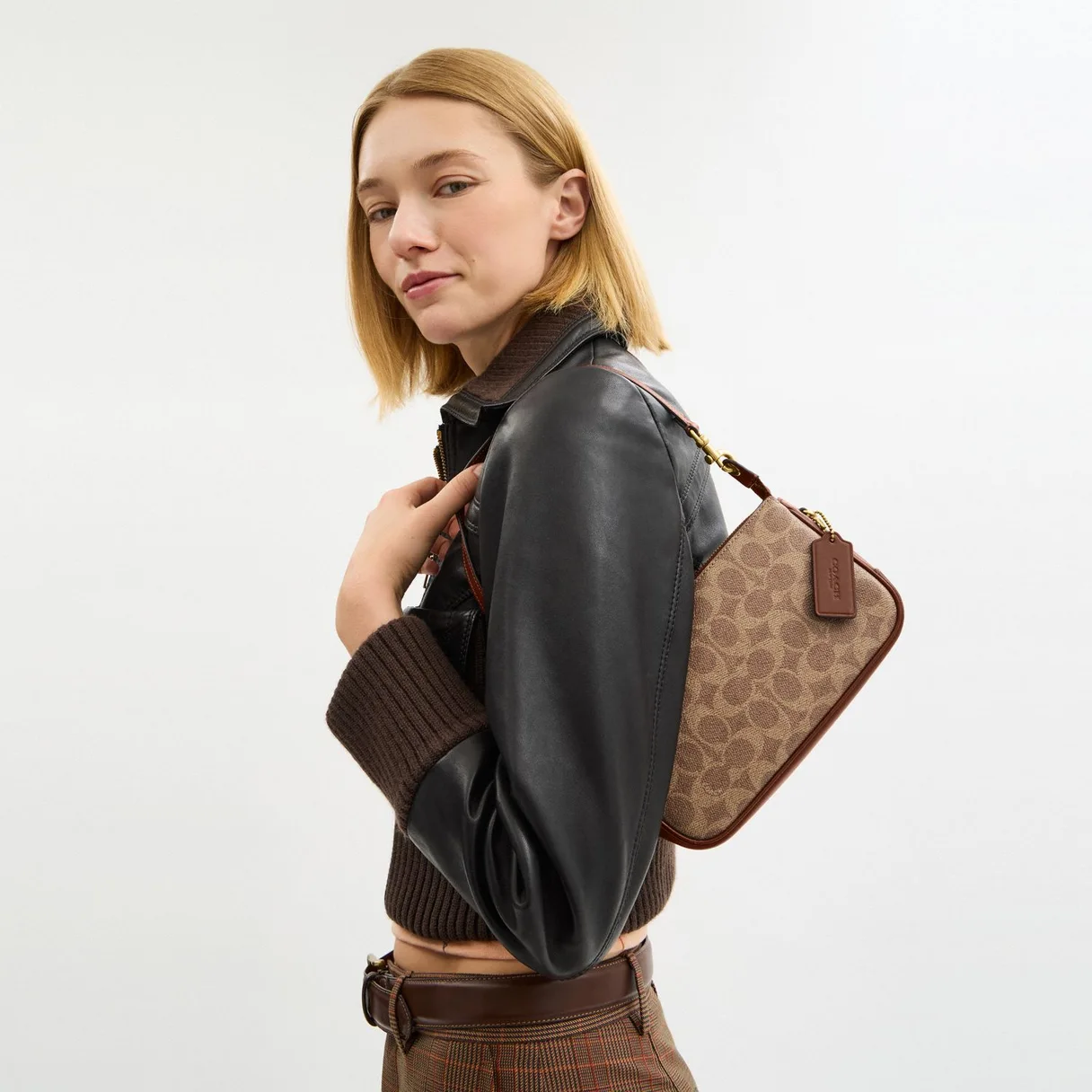 Women Handbag CCC41 CCC42 Plaza 21 Bag In Signature Canvas shoulder bag Wristlet