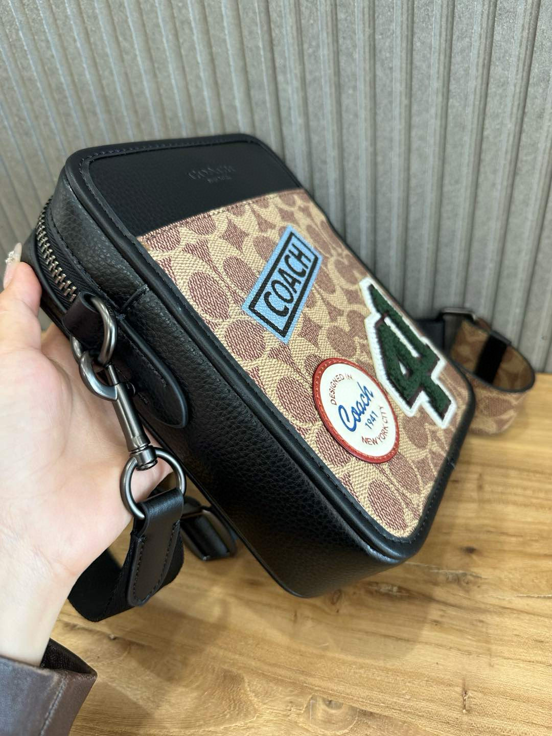 CY894 CY895 Men's Bag New Style Classic Logo Presbyopia SULLIVAN Men's Shoulder Messenger Bag