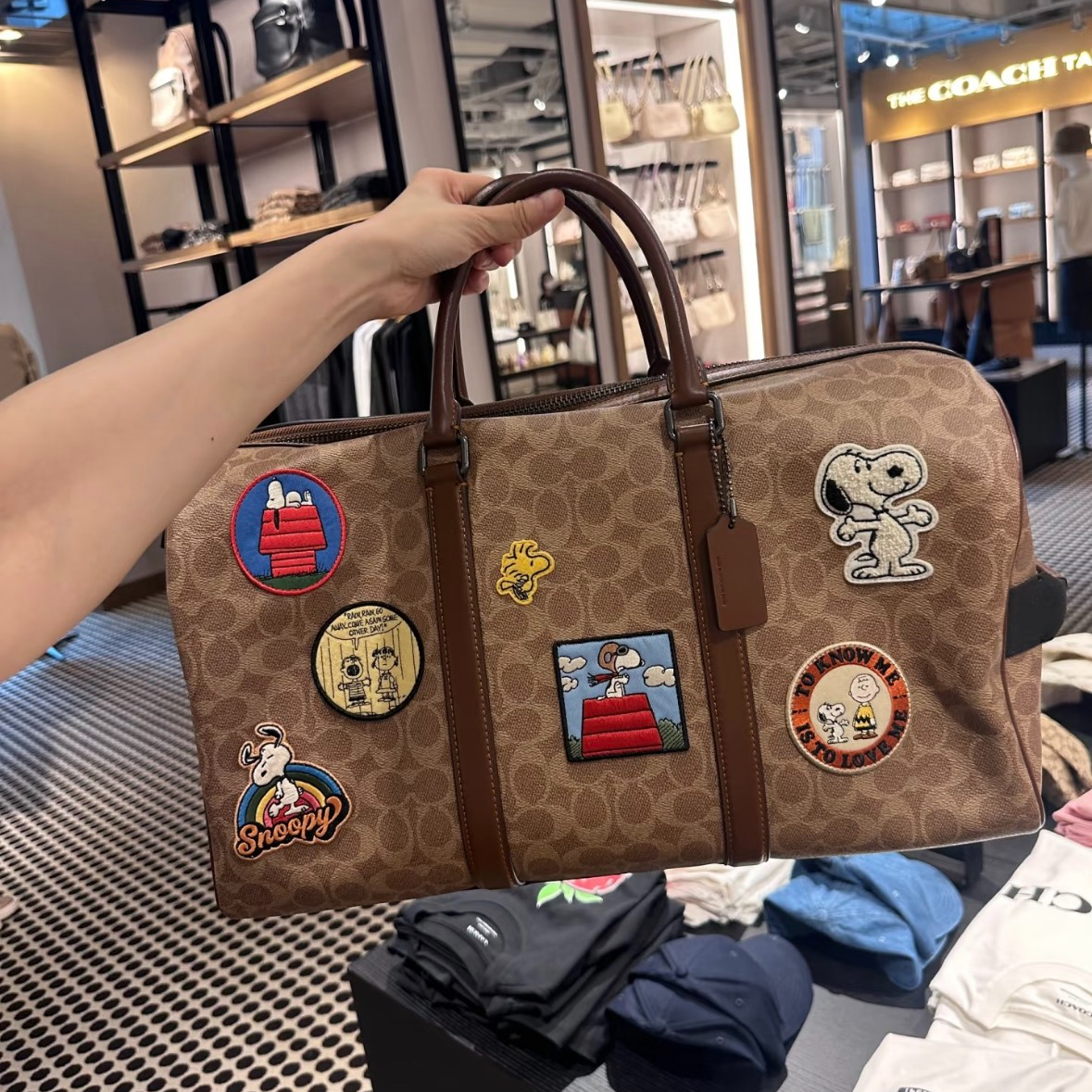 CBF35 CBI42 Gotham Duffle 45 In Signature Canvas With Patches Travel Bag