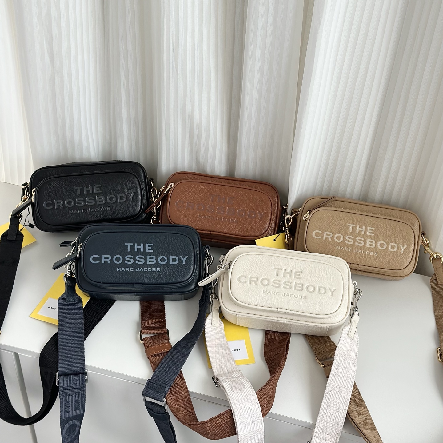 Women Handbag 2S5HCR002H02 Crossbody Sling Shoulder Bag