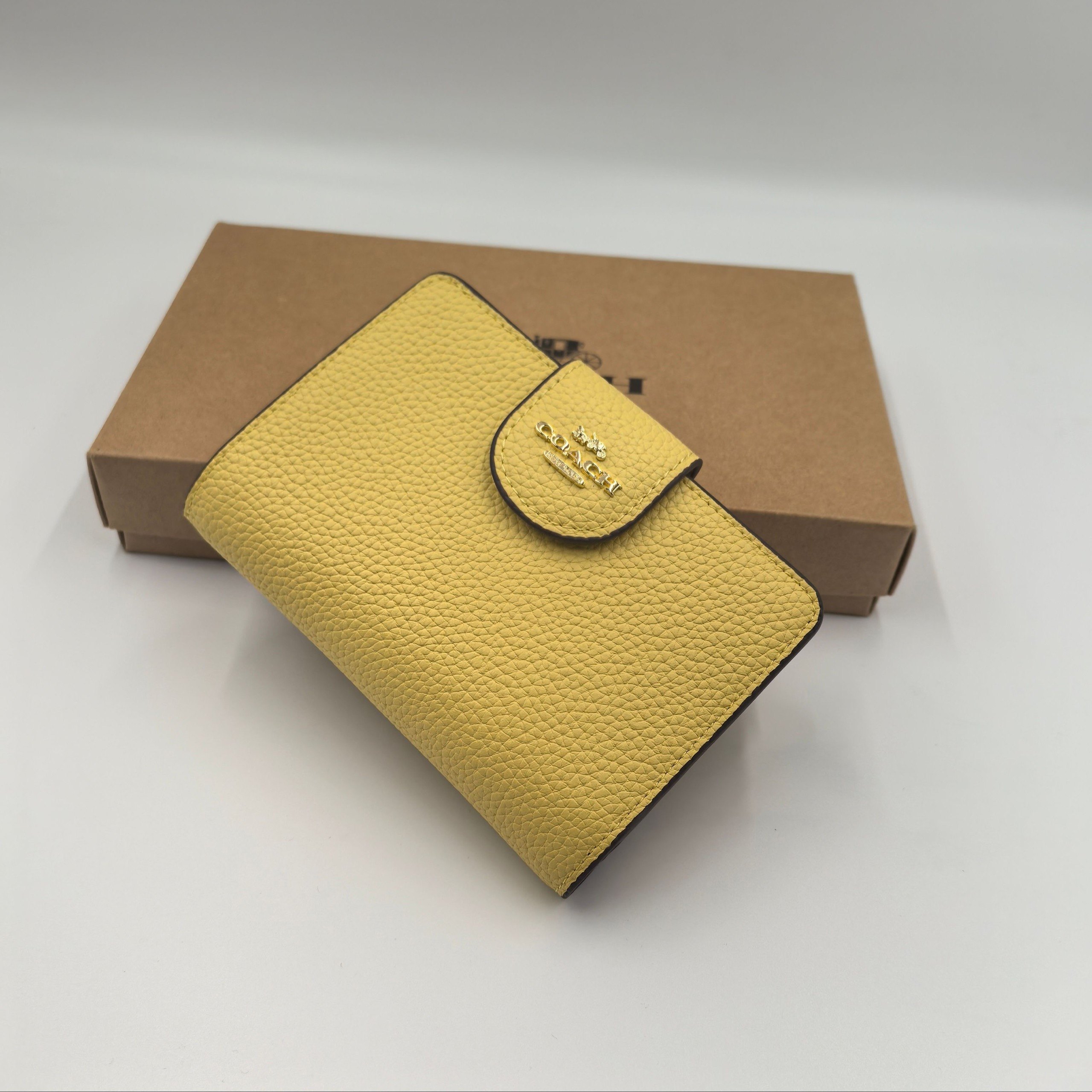 Yebrta CBO41 Medium Corner Zip Wallet Women Fold Over Purse Short Card Coin Purse